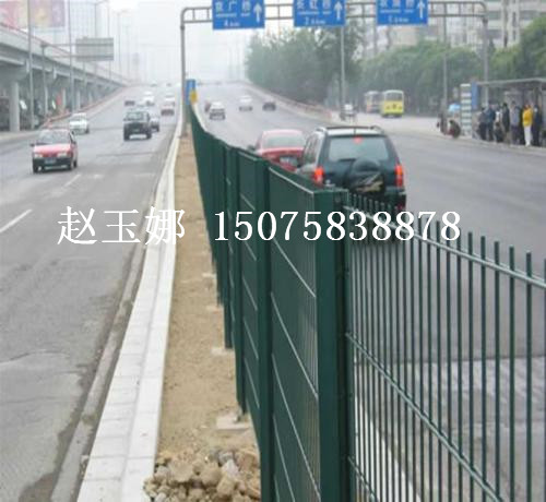 公路護欄網(wǎng)