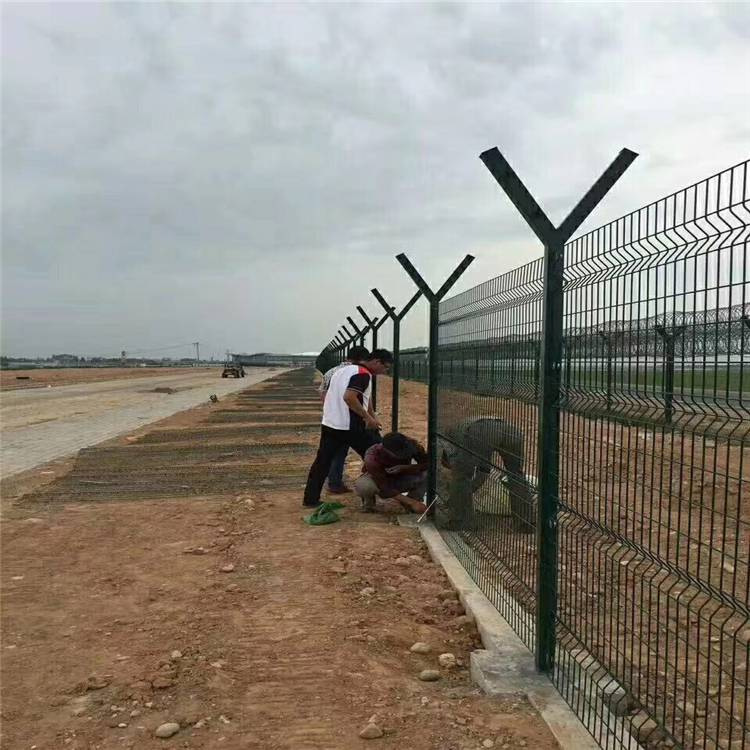 民用機(jī)場(chǎng)鋼筋網(wǎng)圍界工程施工方案